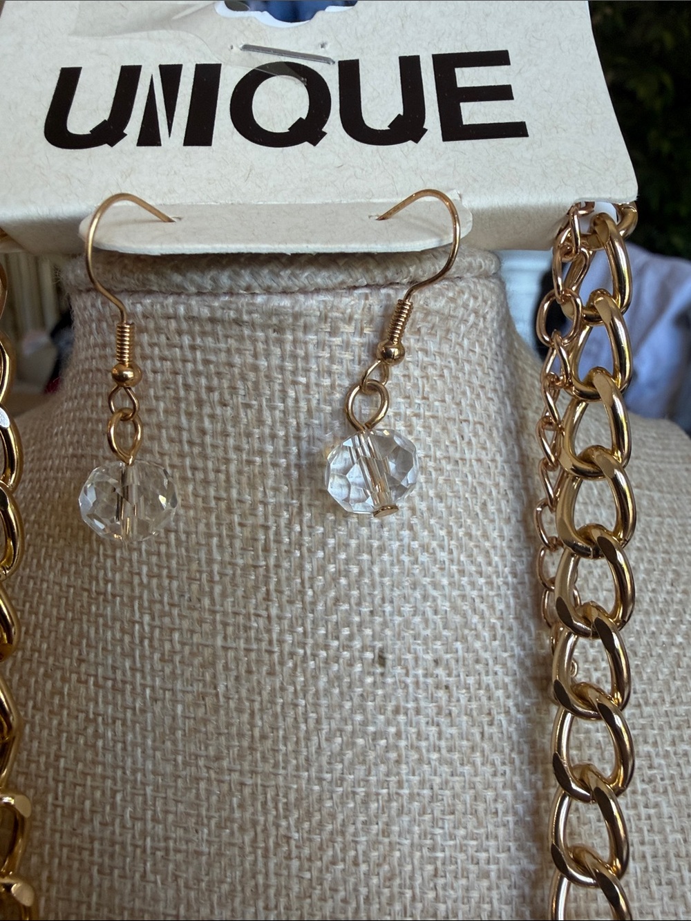 Nique Gold-Chain Cream Floral Necklace with Crystal Accent Earrings - Picture 6 of 7